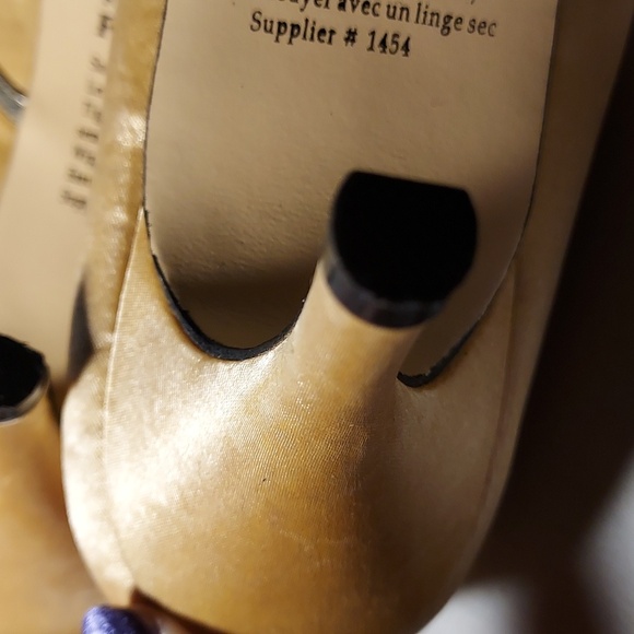 Gold Satin Upper Leather Sole Women's Shoes Open Toe Criss Cross Design - Picture 8 of 10